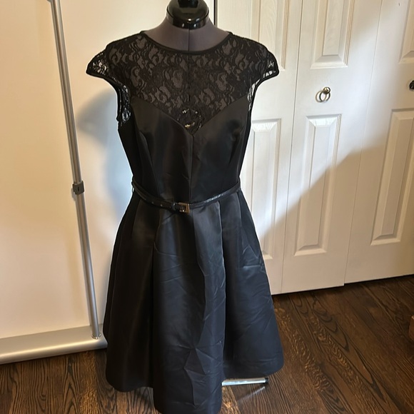 Designer black cocktail dress by THEIA Size 12 - Picture 1 of 11